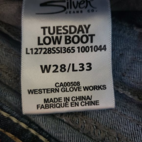SILVER TUESDAY LOW RISE BOOT CUT 28/33 JEANS - Picture 3 of 3